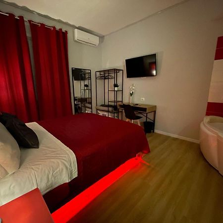 Vomero Suite And Deluxe Room B&B Napoli מראה חיצוני תמונה