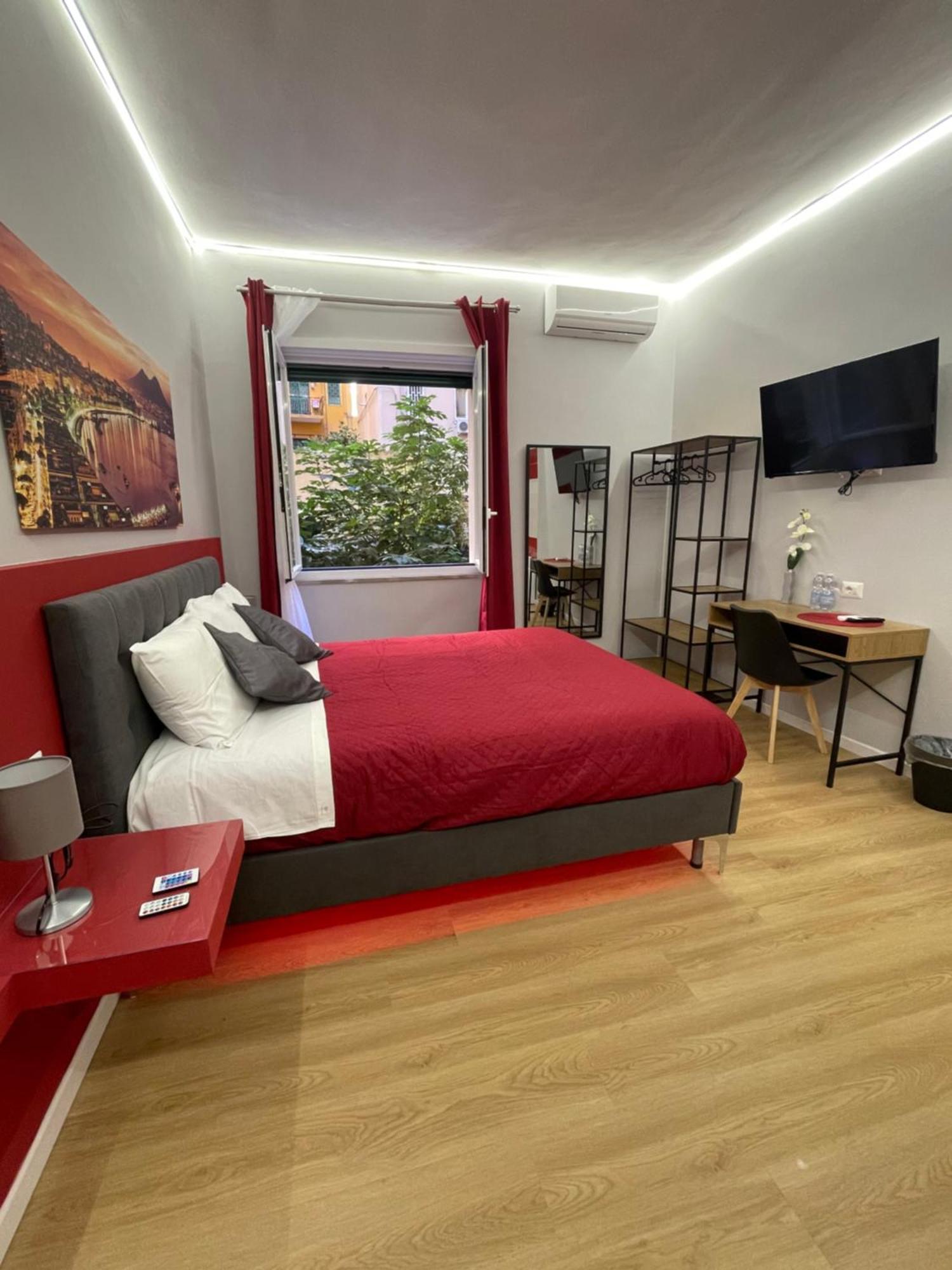 Vomero Suite And Deluxe Room B&B Napoli מראה חיצוני תמונה