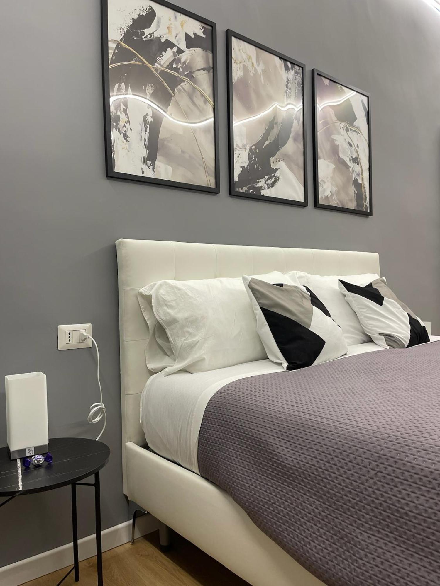 Vomero Suite And Deluxe Room B&B Napoli מראה חיצוני תמונה