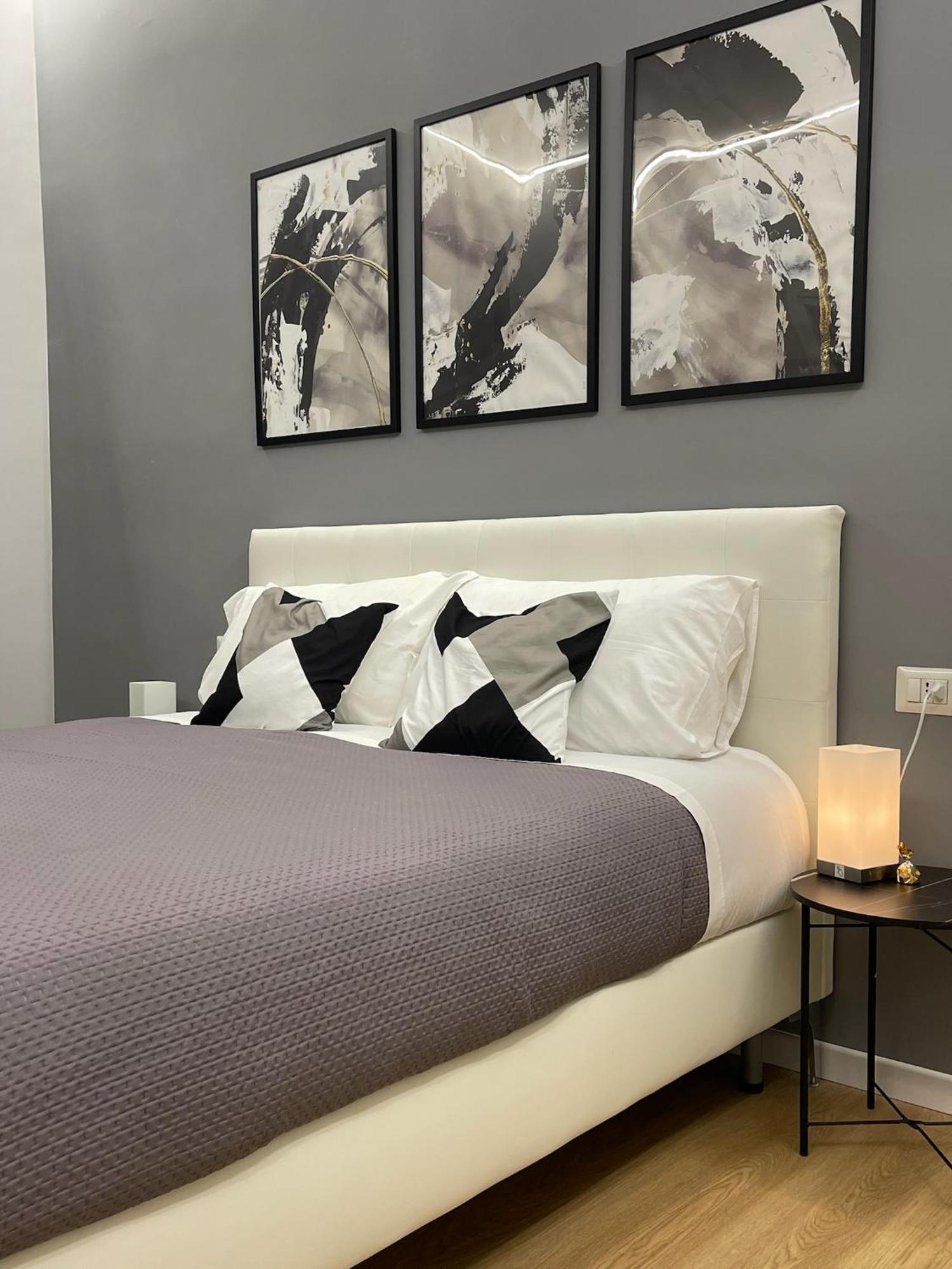 Vomero Suite And Deluxe Room B&B Napoli מראה חיצוני תמונה