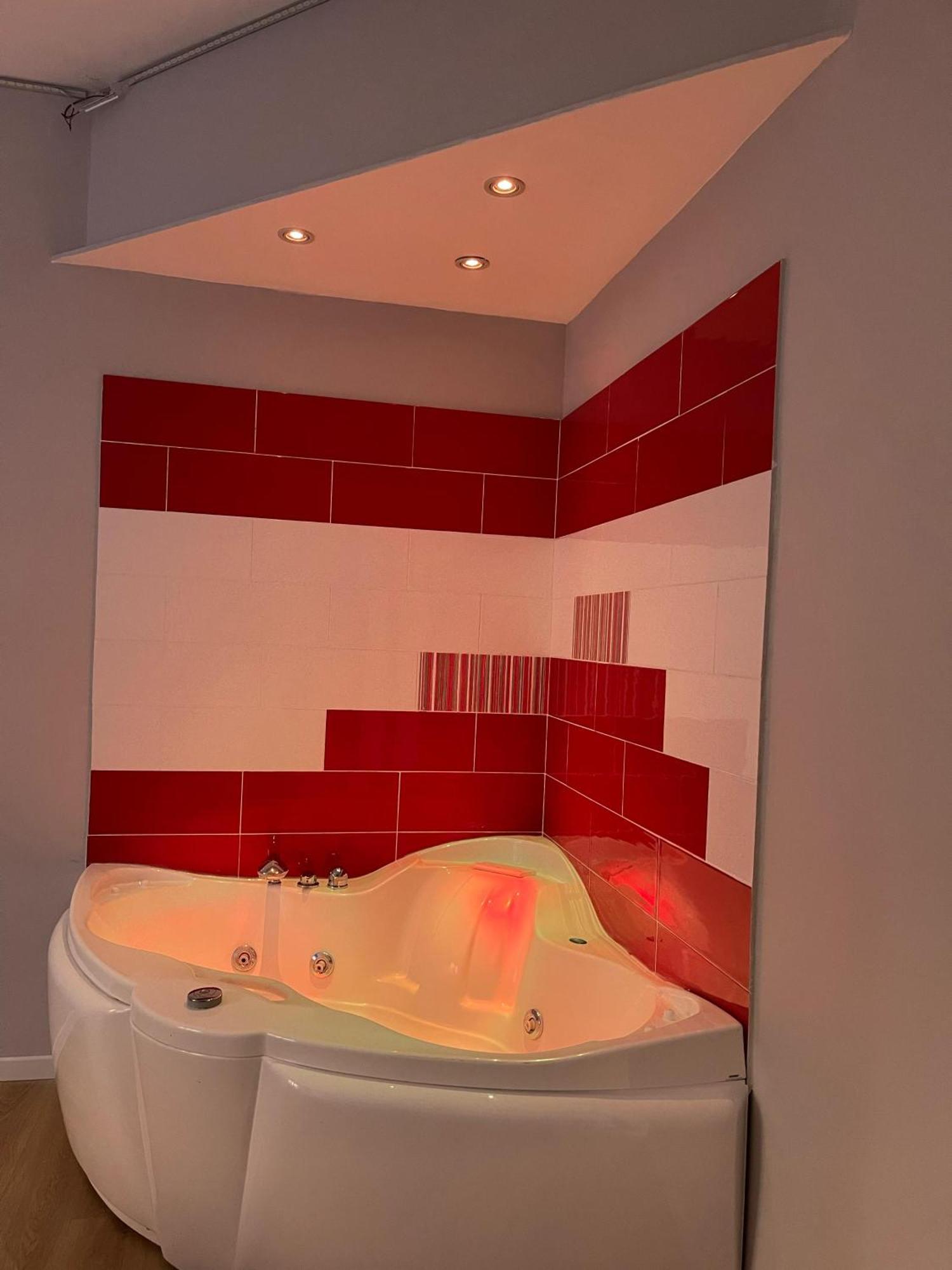 Vomero Suite And Deluxe Room B&B Napoli מראה חיצוני תמונה